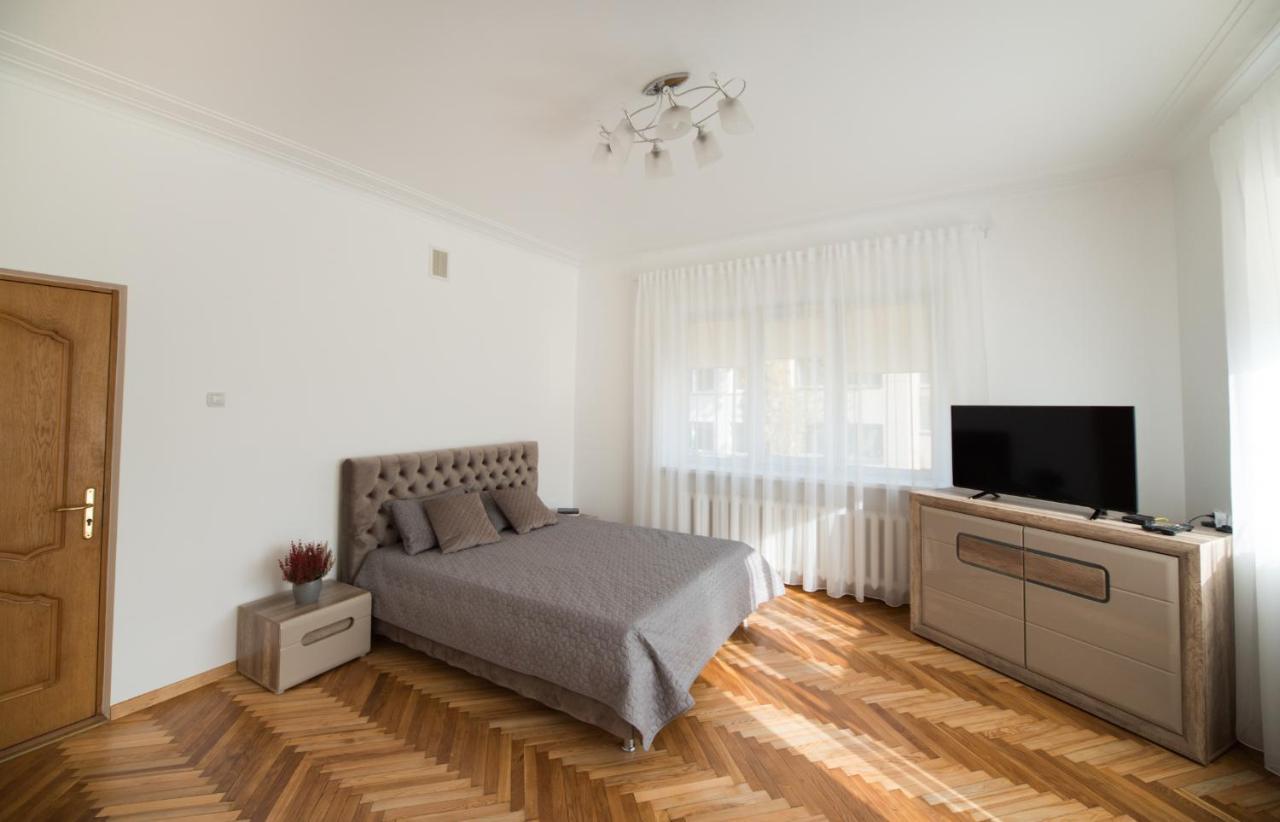 Petro Delux Apartments Center Каунас Экстерьер фото